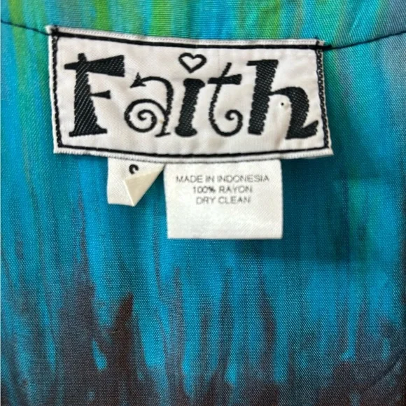 Vintage Faith Multicolor Boho Patchwork Vest - Picture 2 of 5